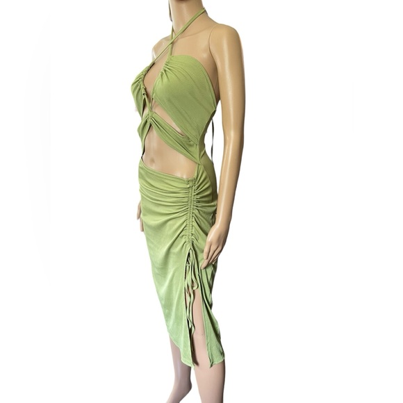 Zaful Green Sexy Sultry Strappy Cutout Beach Vacation Club Ribbed Halter Dress - Picture 4 of 8